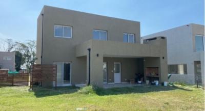 Casa 3 dormitorios en venta en Pilar del Este, Pilar
