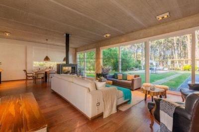 Casa 5 dormitorios en venta en Punta del Este, Punta del Este