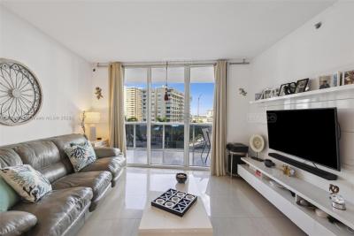 Departamento 1 dormitorios en venta en Hallandale, Miami