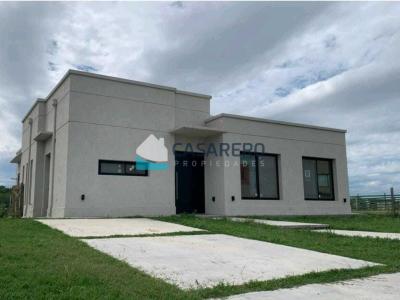 Casa 3 dormitorios en venta en San Sebastian, Escobar