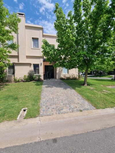 Casa 4 dormitorios en venta en Nordelta, Tigre
