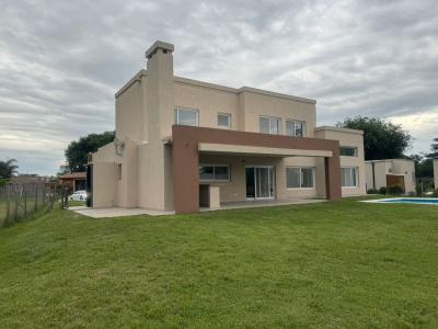 Casa 4 dormitorios en alquiler en San Matias, Escobar