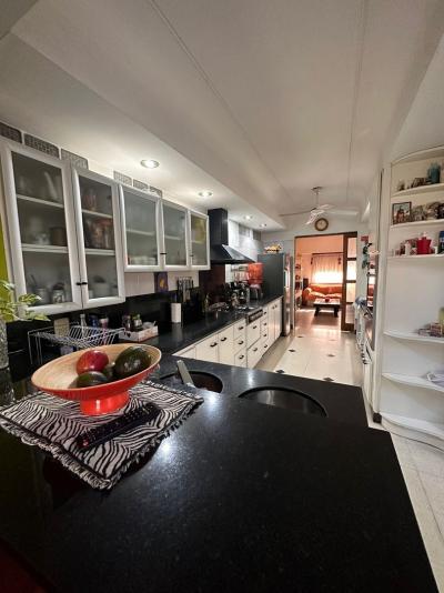 Casa 3 dormitorios en venta en Caseros, Tres de Febrero