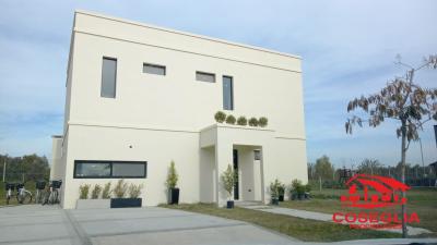Casa 3 dormitorios en venta en Puertos, Escobar