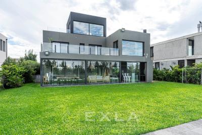 Casa 4 dormitorios en venta en Nordelta, Tigre