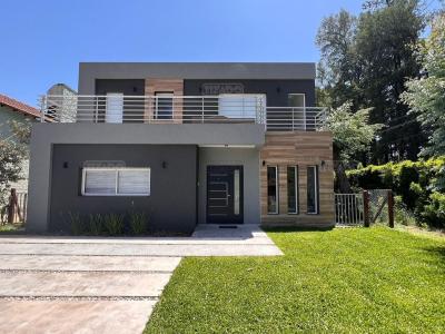 Casa 3 dormitorios en venta en Francisco Álvarez, Moreno