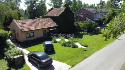 Casa 3 dormitorios en venta en Francisco Álvarez, Moreno