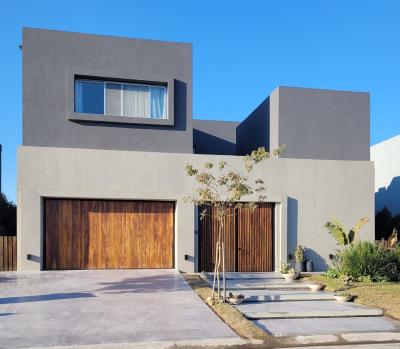 Casa 4 dormitorios en venta en Nordelta, Tigre