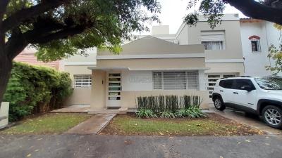 Casa 4 dormitorios en venta en Cipolletti, Rio Negro