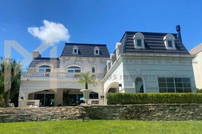 Casa 4 dormitorios en venta en Nordelta, Tigre