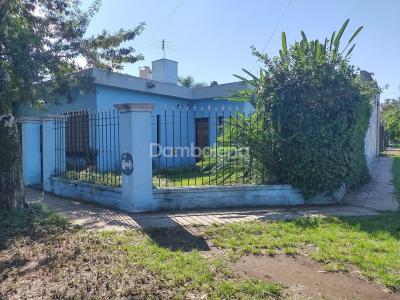 Casa 3 dormitorios en venta en Libertad, Merlo