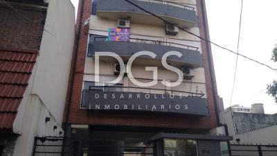 Departamento 2 dormitorios en venta en Lanus Este, Lanus