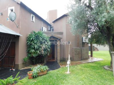 Casa 3 dormitorios en venta en Villa Zapiola (Paso del Rey), Moreno