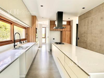 Casa 4 dormitorios en venta en Nordelta, Tigre