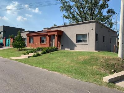 Casa 3 dormitorios en venta en Loma Verde, Escobar