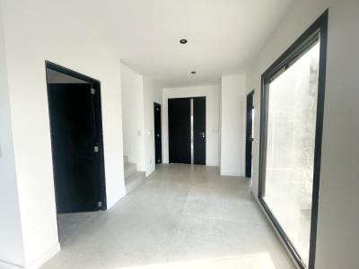 Casa 4 dormitorios en venta en Puertos, Escobar