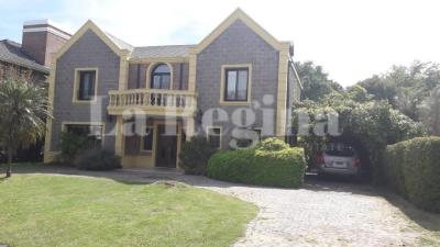 Casa 4 dormitorios en venta en General Pacheco, Tigre