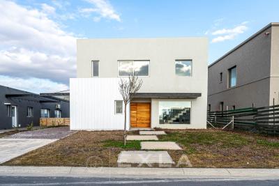 Casa 3 dormitorios en venta en Nordelta, Tigre