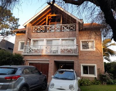 Casa 4 dormitorios en venta en Tigre, Tigre