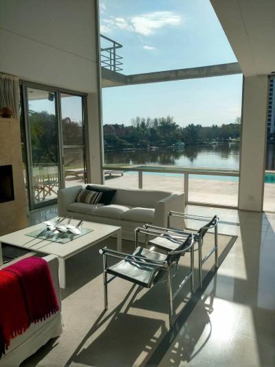 Casa 4 dormitorios en venta en Rincon de Milberg, Tigre