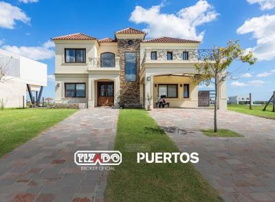 Casa 4 dormitorios en venta en Puertos, Escobar