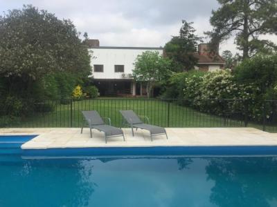 Casa 4 dormitorios en alquiler temporario en Rincon de Milberg, Tigre