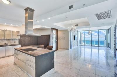 Departamento 3 dormitorios en venta en Miami
