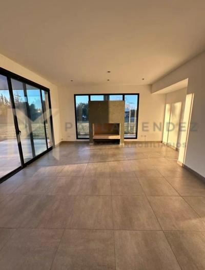 Casa 4 dormitorios en venta en Villanueva, Tigre