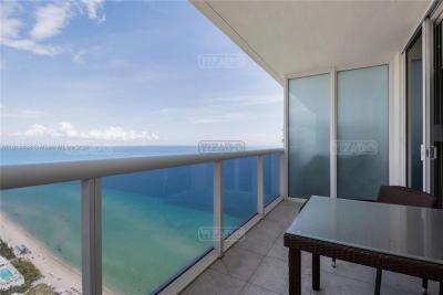 Departamento 1 dormitorios en venta en Hallandale, Miami
