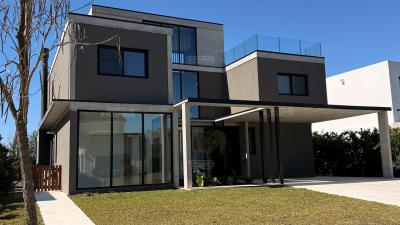 Casa 4 dormitorios en venta en Nordelta, Tigre