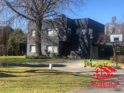 Casa 3 dormitorios en alquiler en El Molino, Pilar