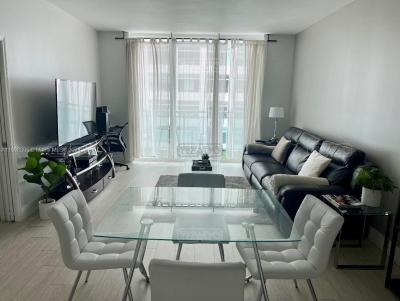Departamento 1 dormitorios en venta en Miami