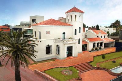 Oficina en venta en Carrasco, Montevideo