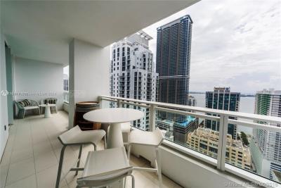 Departamento 1 dormitorios en venta en Miami