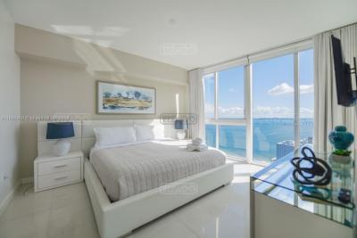 Departamento 2 dormitorios en venta en Miami