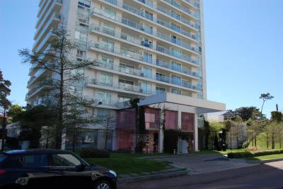 Departamento 3 dormitorios en venta en Punta del Este, Punta del Este