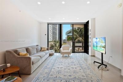 Departamento 3 dormitorios en venta en Miami