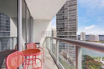 Departamento 1 dormitorios en venta en Miami