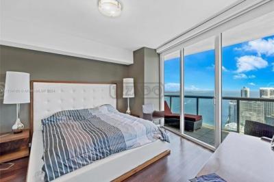 Departamento 2 dormitorios en venta en Miami