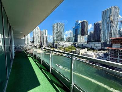 Departamento 2 dormitorios en venta en Miami