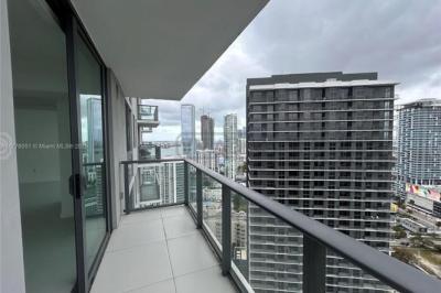 Departamento 2 dormitorios en venta en Miami