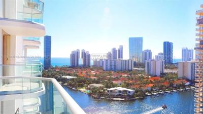 Departamento 3 dormitorios en venta en Aventura, Miami