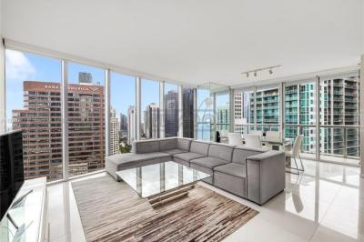 Departamento 2 dormitorios en venta en Miami