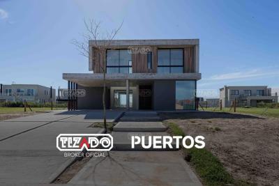 Casa 4 dormitorios en venta en Puertos, Escobar