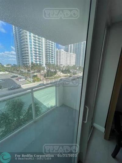 Departamento 2 dormitorios en venta en Hollywood, Miami