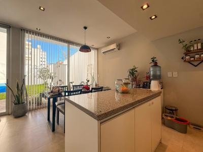 Departamento 2 dormitorios en venta en La Plata