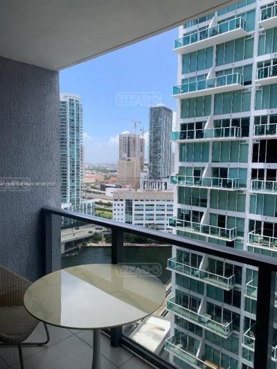 Departamento 1 dormitorios en venta en Miami