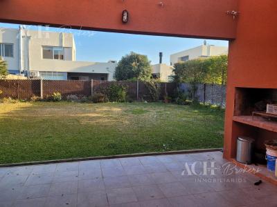 Casa 2 dormitorios en alquiler en Villanueva, Tigre