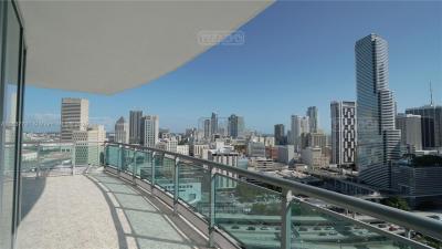 Departamento 3 dormitorios en venta en Miami