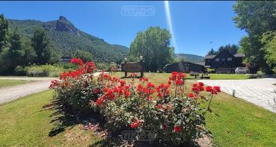 Casa 4 dormitorios en venta en Arelauquen Golf & CC, Bariloche